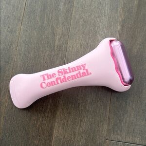 THE SKINNY CONFIDENTIAL Hot Mess Ice Roller, Facial Tool, Skincare, Eyes Cheeks